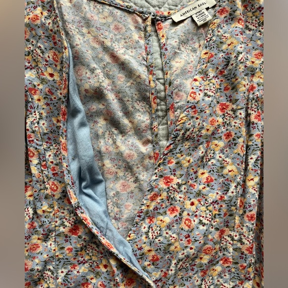 American Eagle floral romper - Picture 6 of 6